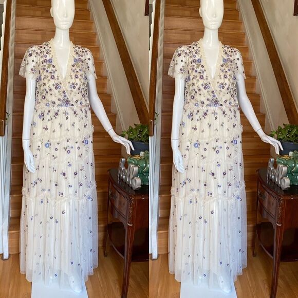 New Needle & Thread Prairie
floral embroidered maxi - Picture 3 of 7